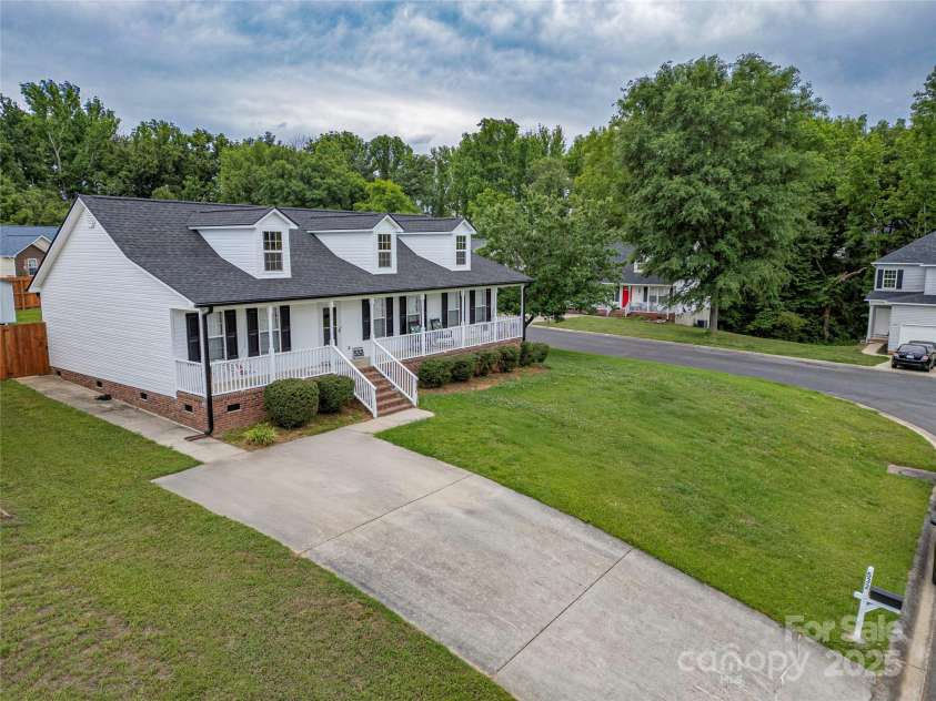 532 Jedburgh Way, Rock Hill, SC 29730.  MLS# CAR4287791, YatesRealty ID 29465. 