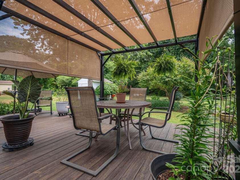 2618 Cherokee Court, Gastonia, NC 28056.  MLS# CAR4308025, YatesRealty ID 29467. 