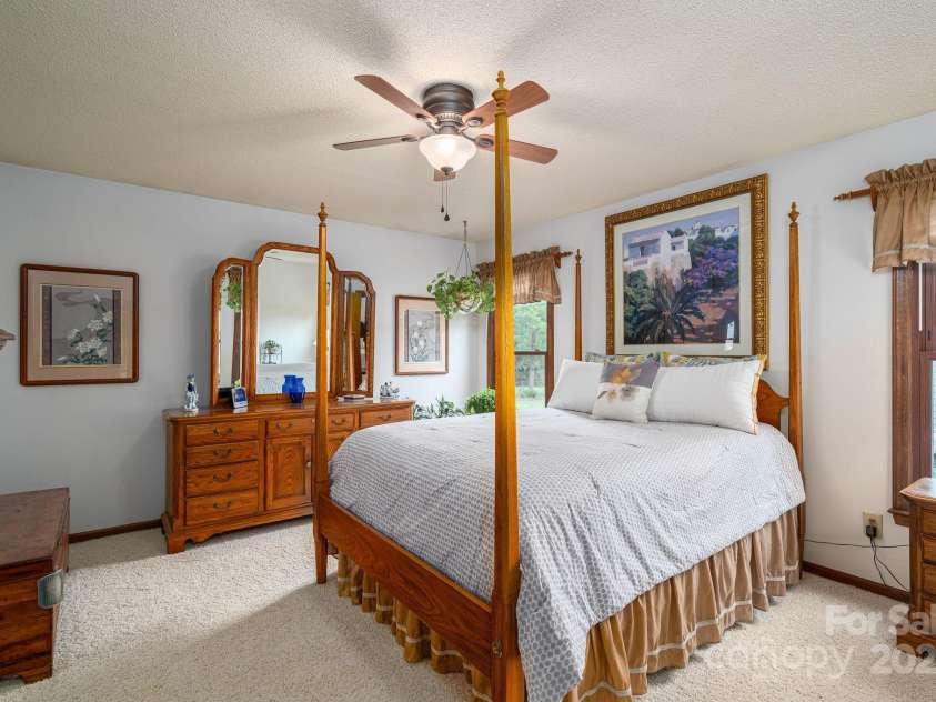 2618 Cherokee Court, Gastonia, NC 28056.  MLS# CAR4308025, YatesRealty ID 29467. Primary Bedroom