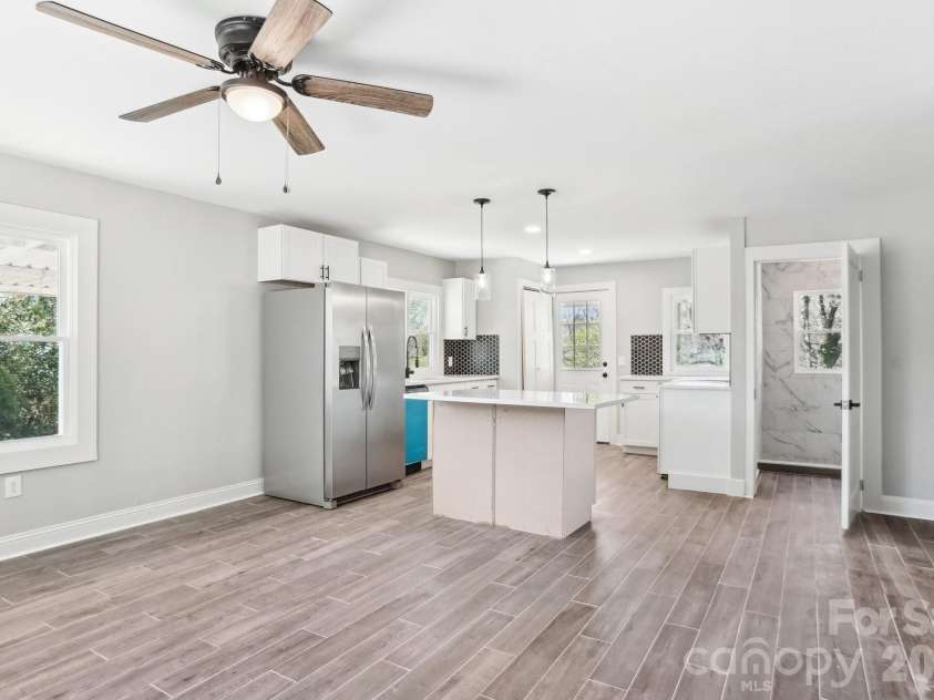 1424 Ware Avenue, Gastonia, NC 28052.  MLS# CAR4390410, YatesRealty ID 29468. 