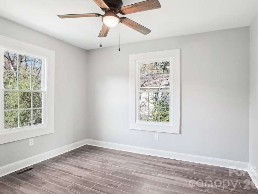 1424 Ware Avenue, Gastonia, NC 28052.  MLS# CAR4390410, YatesRealty ID 29468. 