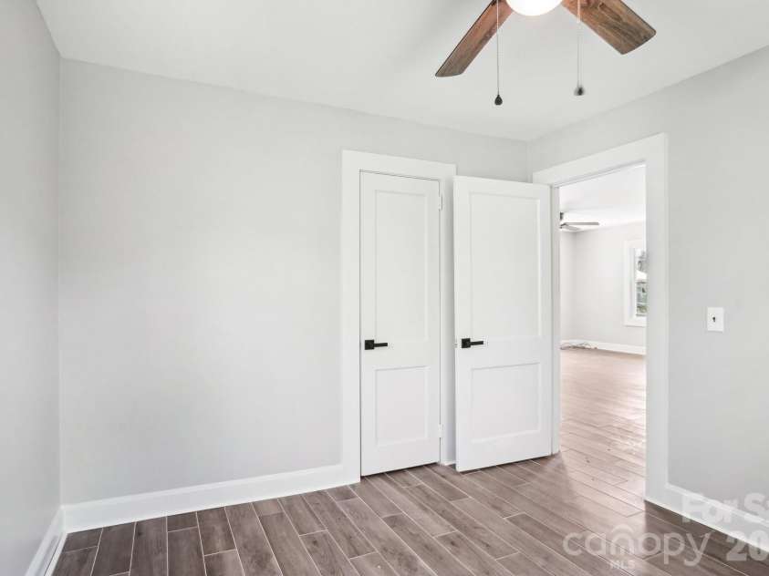 1424 Ware Avenue, Gastonia, NC 28052.  MLS# CAR4390410, YatesRealty ID 29468. 