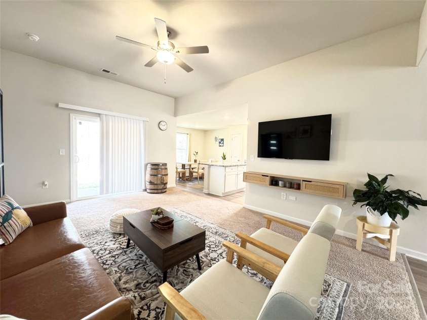 3122 Maple Ridge Drive, Gastonia, NC 28052.  MLS# CAR4230877, YatesRealty ID 2947. 