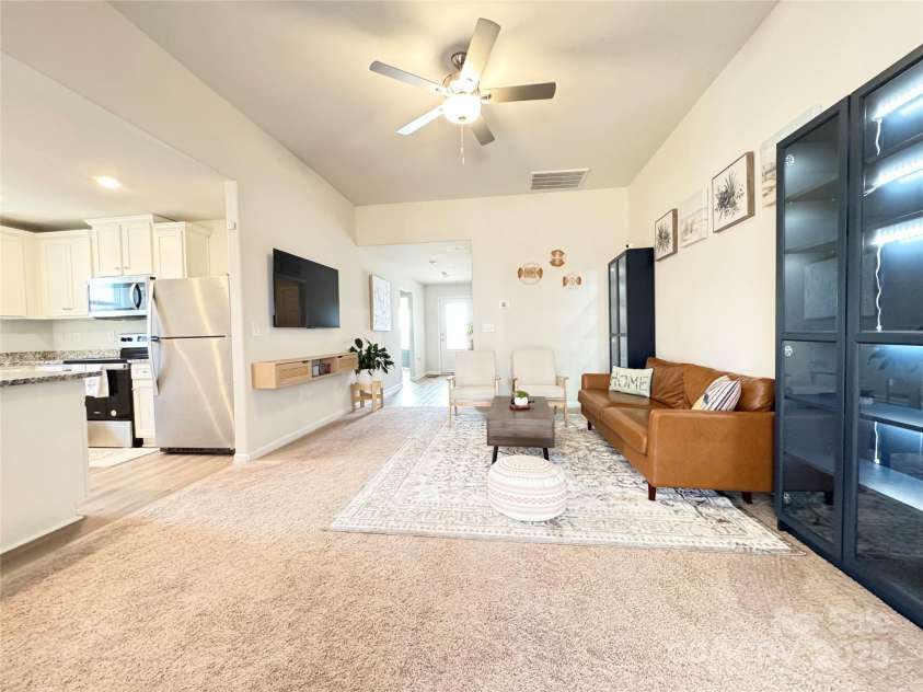 3122 Maple Ridge Drive, Gastonia, NC 28052.  MLS# CAR4230877, YatesRealty ID 2947. 