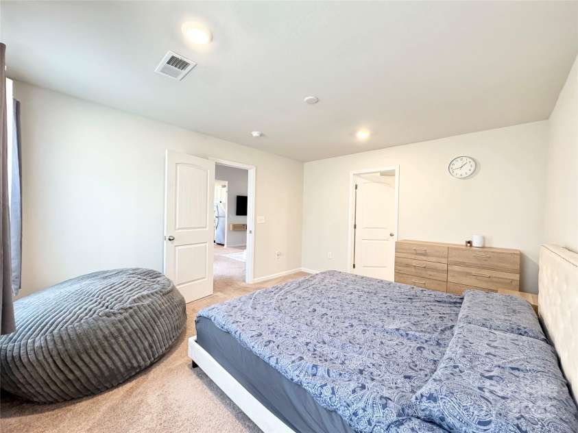 3122 Maple Ridge Drive, Gastonia, NC 28052.  MLS# CAR4230877, YatesRealty ID 2947. 