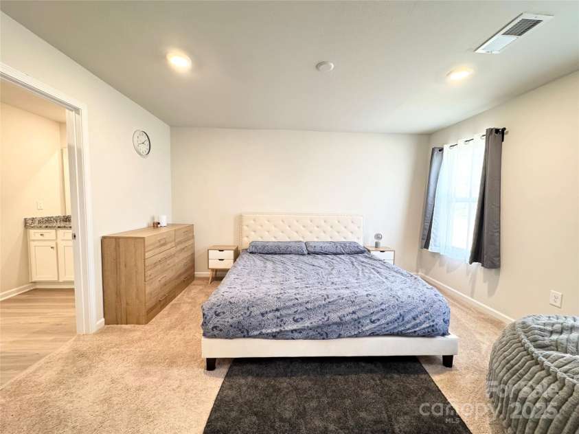 3122 Maple Ridge Drive, Gastonia, NC 28052.  MLS# CAR4230877, YatesRealty ID 2947. 