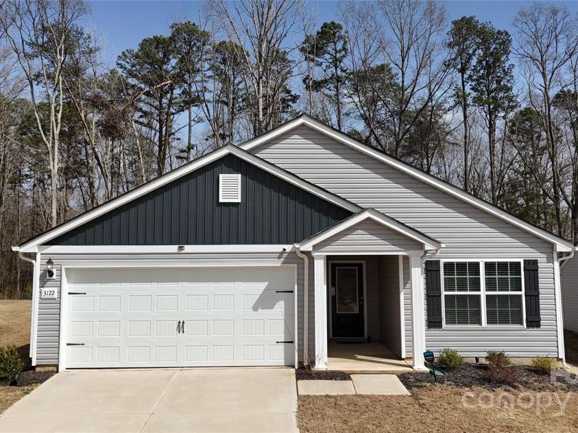 3122 Maple Ridge Drive, Gastonia, NC 28052.  MLS# CAR4230877, YatesRealty ID 2947. 