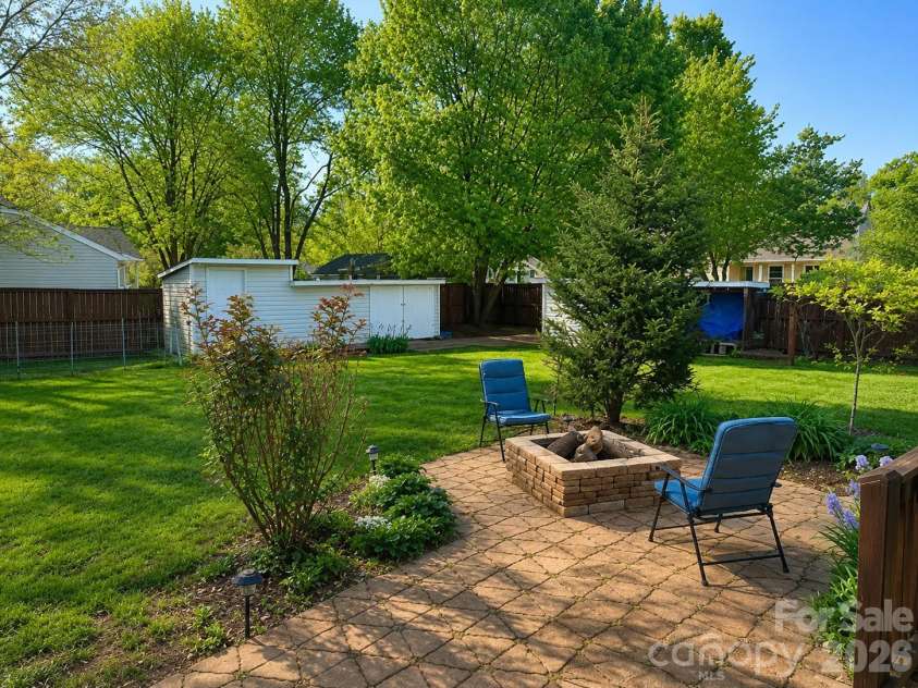 7506 Lancashire Drive, Mint Hill, NC 28227.  MLS# CAR4389641, YatesRealty ID 29470. Patio