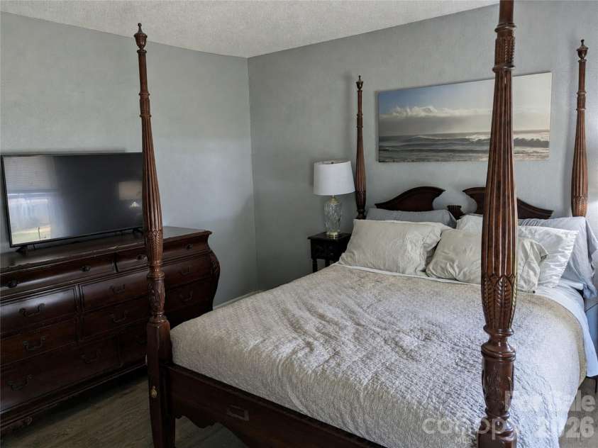 7506 Lancashire Drive, Mint Hill, NC 28227.  MLS# CAR4389641, YatesRealty ID 29470. Primary Bdrm