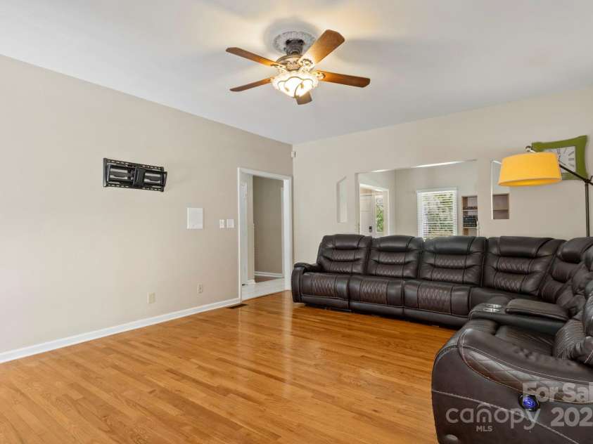 7584 Long Valley Drive, Harrisburg, NC 28075.  MLS# CAR4287830, YatesRealty ID 29470. 