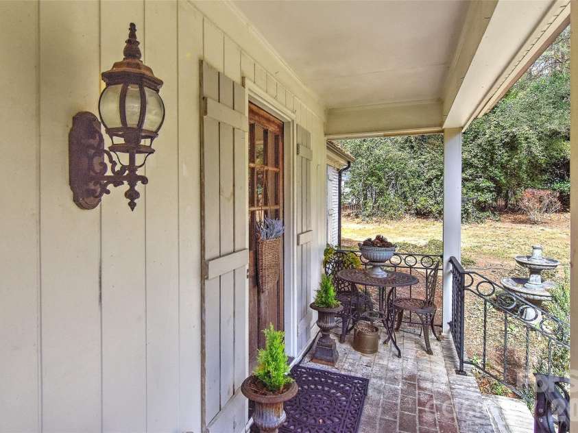 6117 Cherry Tree Lane, Charlotte, NC 28270.  MLS# CAR4388297, YatesRealty ID 29472. 