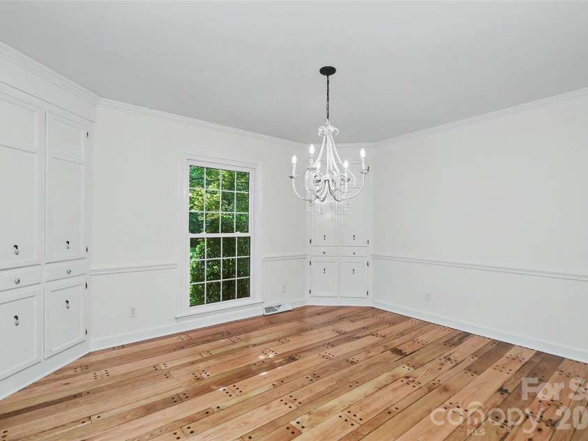 6117 Cherry Tree Lane, Charlotte, NC 28270.  MLS# CAR4388297, YatesRealty ID 29472. 