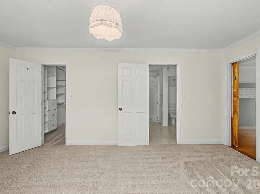 6117 Cherry Tree Lane, Charlotte, NC 28270.  MLS# CAR4388297, YatesRealty ID 29472. 