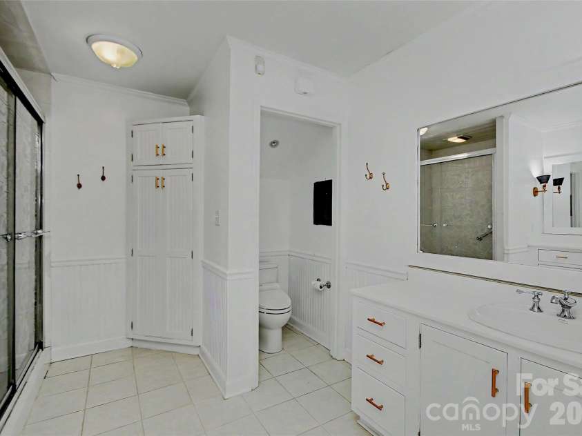 6117 Cherry Tree Lane, Charlotte, NC 28270.  MLS# CAR4388297, YatesRealty ID 29472. 