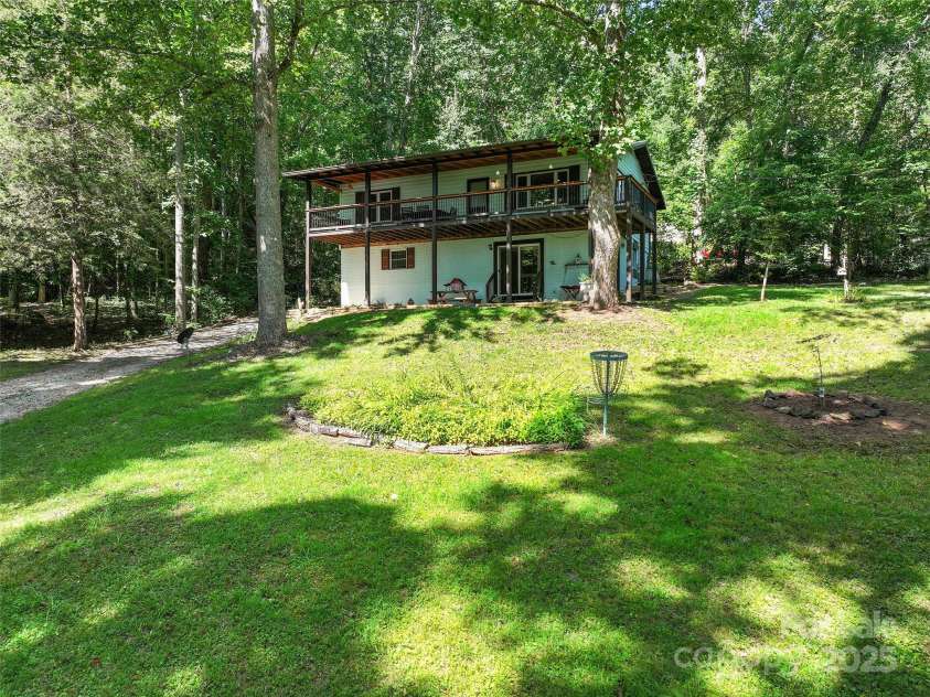 290 Turkey Pen Road, Franklin, NC 28734.  MLS# CAR4287890, YatesRealty ID 29473. 