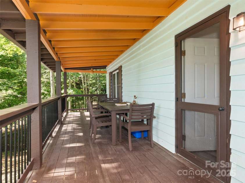 290 Turkey Pen Road, Franklin, NC 28734.  MLS# CAR4287890, YatesRealty ID 29473. 