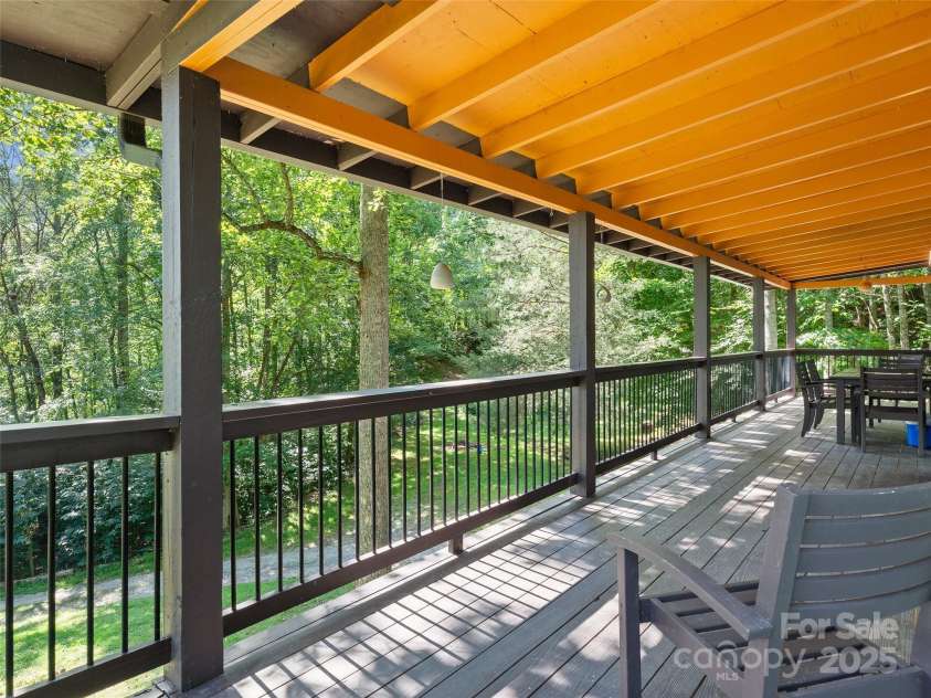 290 Turkey Pen Road, Franklin, NC 28734.  MLS# CAR4287890, YatesRealty ID 29473. 