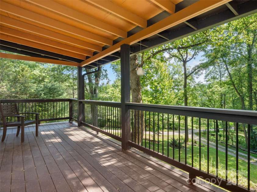 290 Turkey Pen Road, Franklin, NC 28734.  MLS# CAR4287890, YatesRealty ID 29473. 