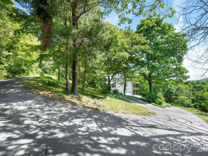 58 Randall Drive, Fairview, NC 28730.  MLS# CAR4388685, YatesRealty ID 29473. 