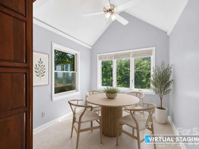 58 Randall Drive, Fairview, NC 28730.  MLS# CAR4388685, YatesRealty ID 29473. Dining Area