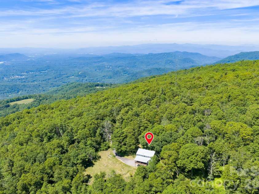 58 Randall Drive, Fairview, NC 28730.  MLS# CAR4388685, YatesRealty ID 29473. Private Location