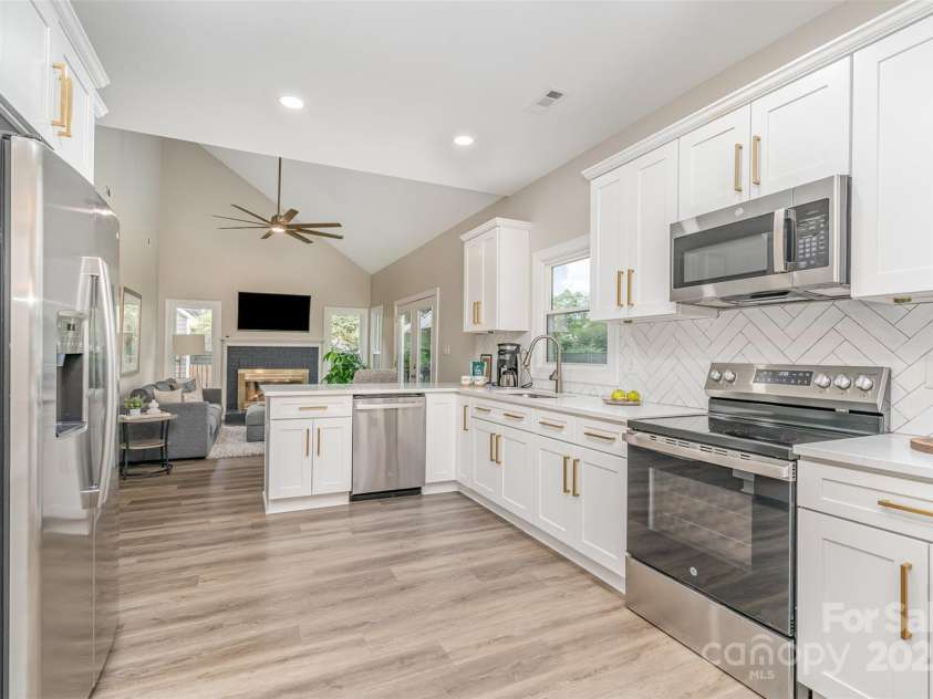 12411 Herdon Court, Charlotte, NC 28277.  MLS# CAR4287961, YatesRealty ID 29477. 
