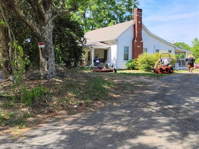 2950 Irish Potato Road, Concord, NC 28025.  MLS# CAR4386914, YatesRealty ID 29477. 