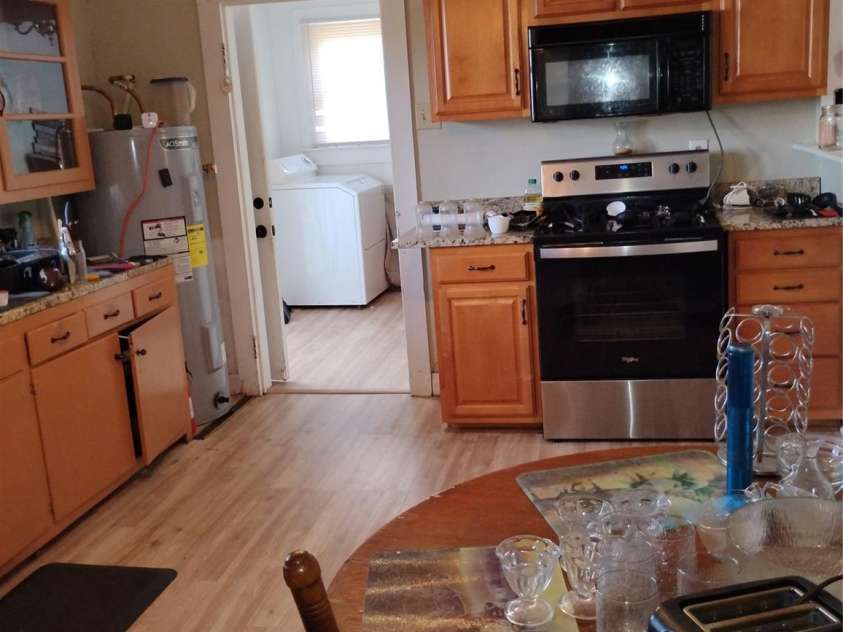 2950 Irish Potato Road, Concord, NC 28025.  MLS# CAR4386914, YatesRealty ID 29477. Kitchen
