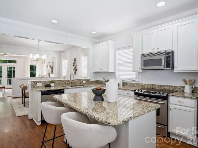 1916 Lela Avenue, Charlotte, NC 28208.  MLS# CAR4375343, YatesRealty ID 29478. 