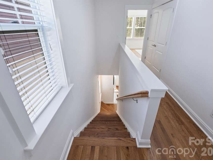 1916 Lela Avenue, Charlotte, NC 28208.  MLS# CAR4375343, YatesRealty ID 29478. 