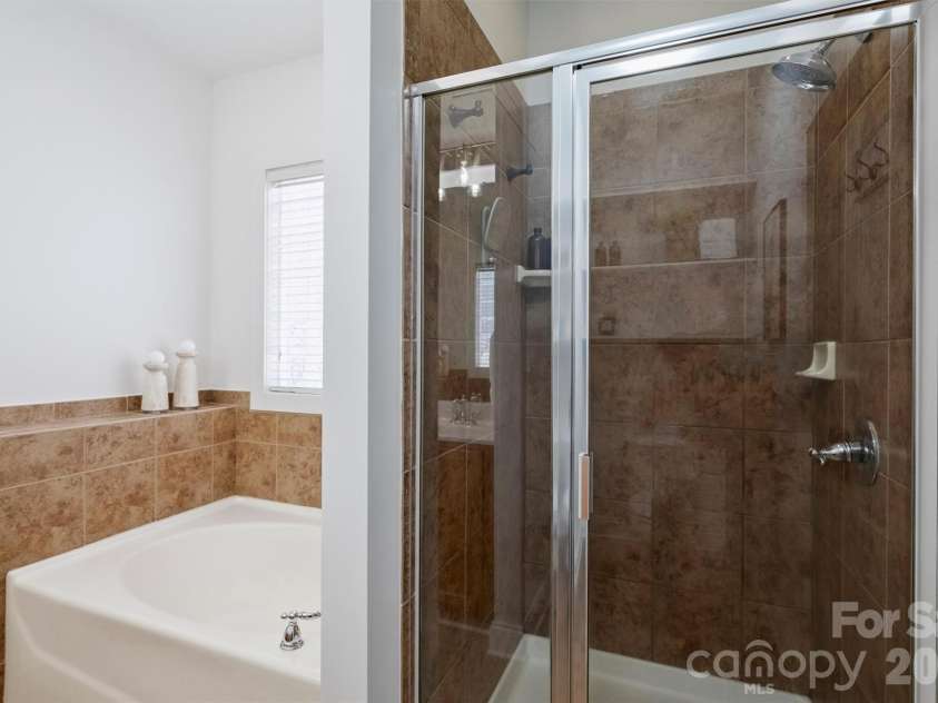 1916 Lela Avenue, Charlotte, NC 28208.  MLS# CAR4375343, YatesRealty ID 29478. 