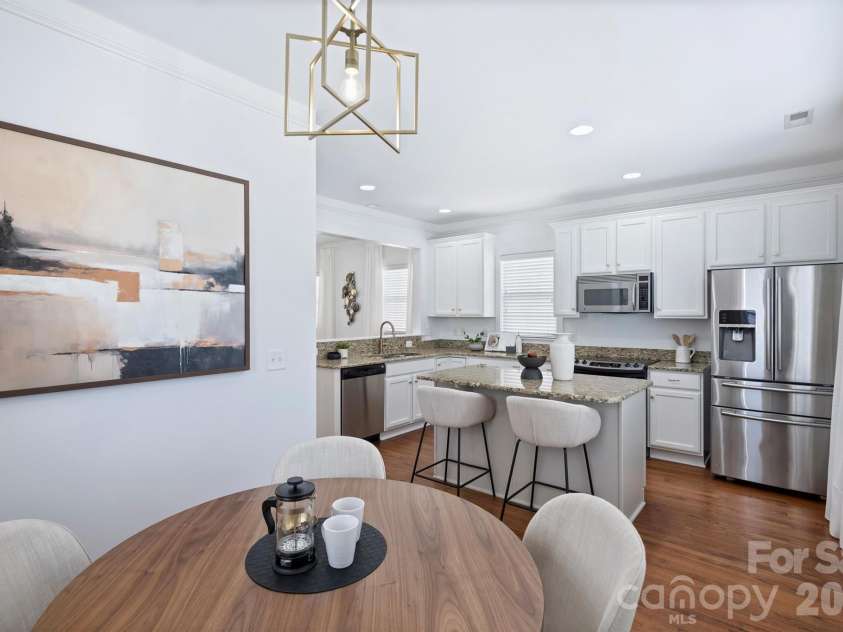 1916 Lela Avenue, Charlotte, NC 28208.  MLS# CAR4375343, YatesRealty ID 29478. Breakfast area