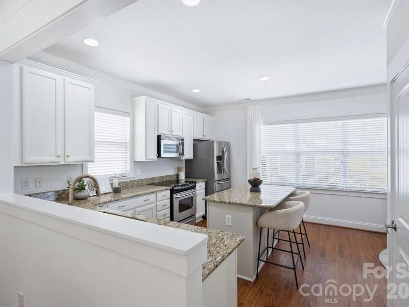 1916 Lela Avenue, Charlotte, NC 28208.  MLS# CAR4375343, YatesRealty ID 29478. Kitchen
