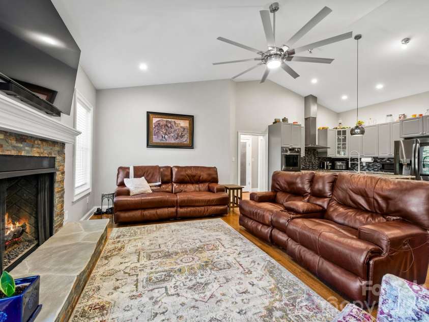 156 Dogwood Drive, Weaverville, NC 28787.  MLS# CAR4384835, YatesRealty ID 29479. 