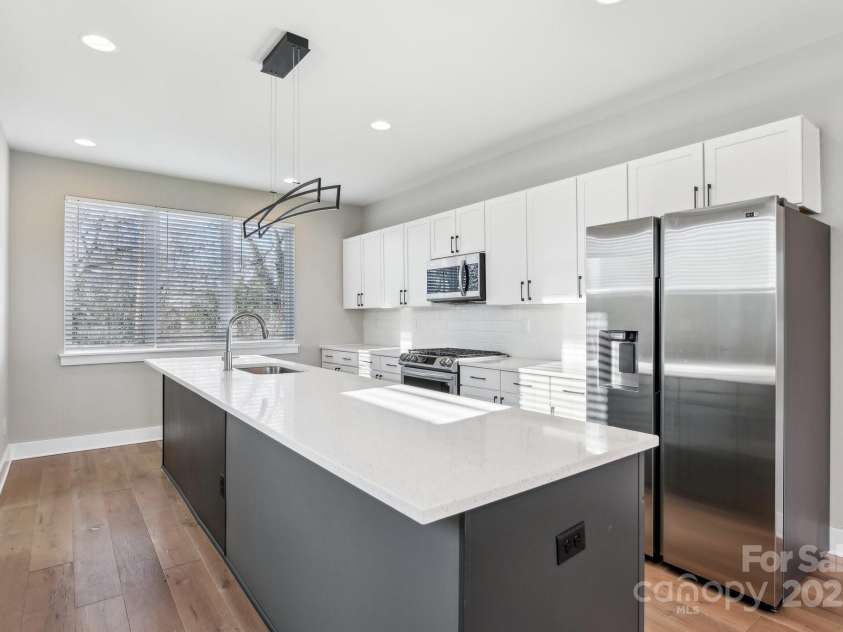 1927 Trade Street, Charlotte, NC 28216.  MLS# CAR4212090, YatesRealty ID 2948. 