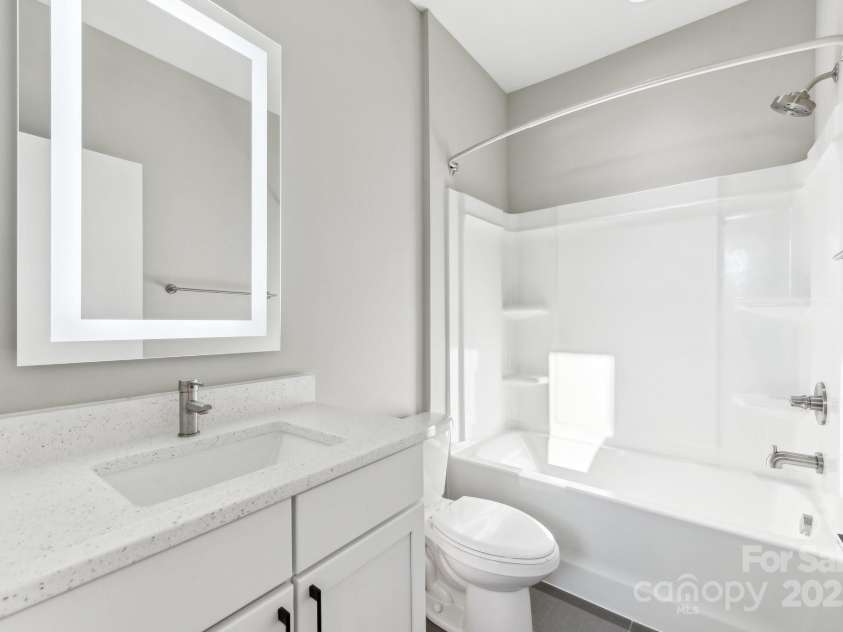 1927 Trade Street, Charlotte, NC 28216.  MLS# CAR4212090, YatesRealty ID 2948. 