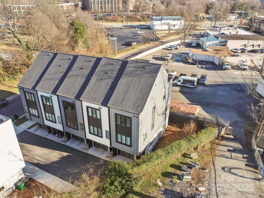 1927 Trade Street, Charlotte, NC 28216.  MLS# CAR4212090, YatesRealty ID 2948. 