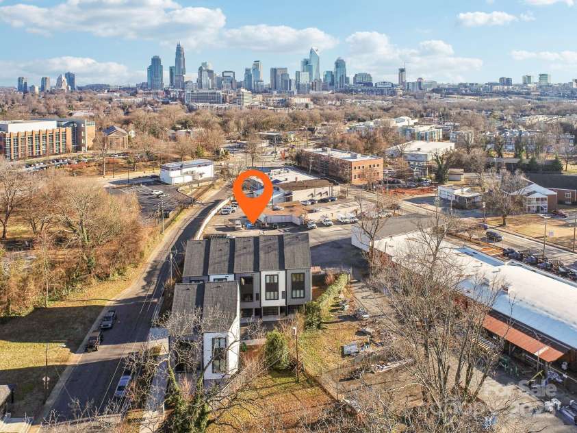 1927 Trade Street, Charlotte, NC 28216.  MLS# CAR4212090, YatesRealty ID 2948. 