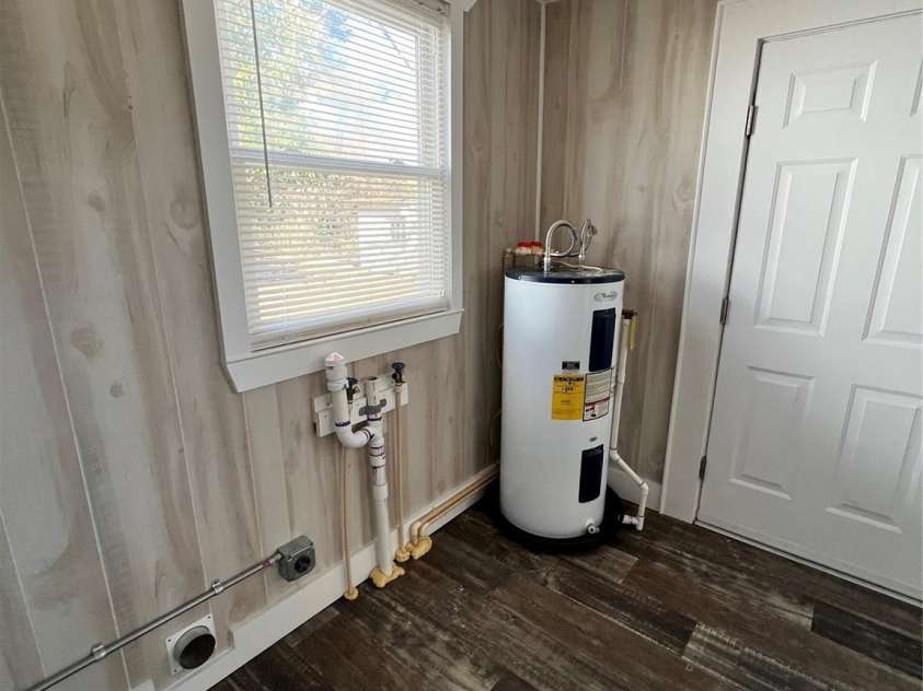 615 Arlington Avenue, Albemarle, NC 28001.  MLS# CAR4341299, YatesRealty ID 2948. Utility Room 