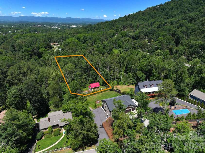 154 Dogwood Drive, Weaverville, NC 28787.  MLS# CAR4384847, YatesRealty ID 29480. Surprisingly Deep Lot. Approximate Lot lines for reference only