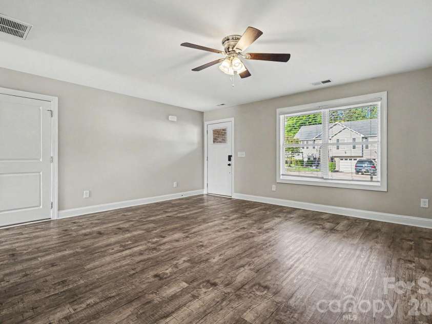 1573 Mayfair Drive, Conover, NC 28613.  MLS# CAR4378646, YatesRealty ID 29481. 