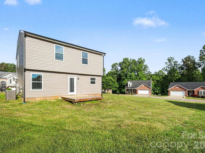 1573 Mayfair Drive, Conover, NC 28613.  MLS# CAR4378646, YatesRealty ID 29481. 