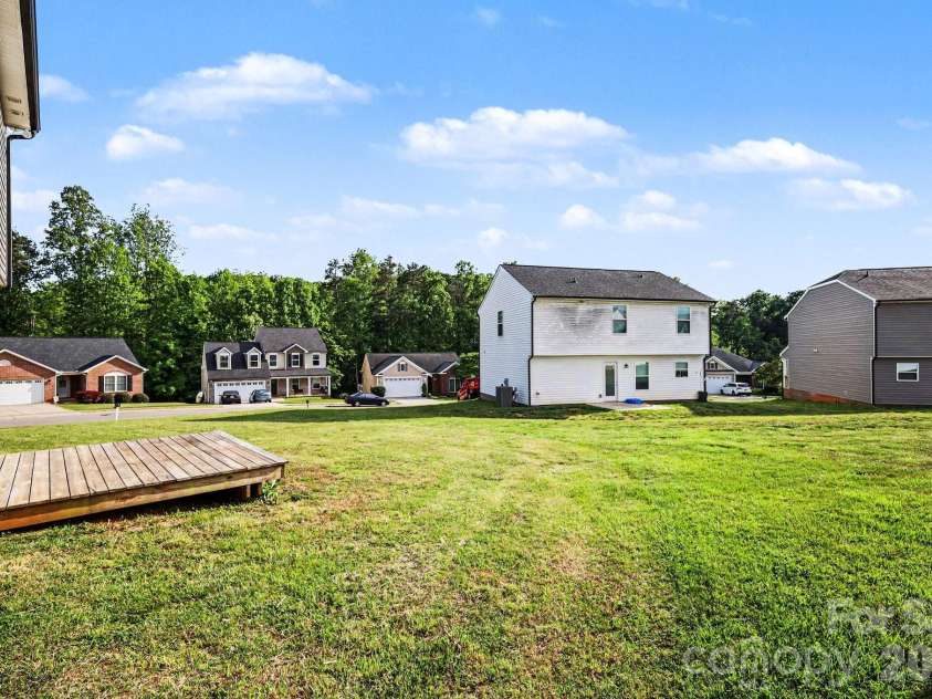 1573 Mayfair Drive, Conover, NC 28613.  MLS# CAR4378646, YatesRealty ID 29481. 