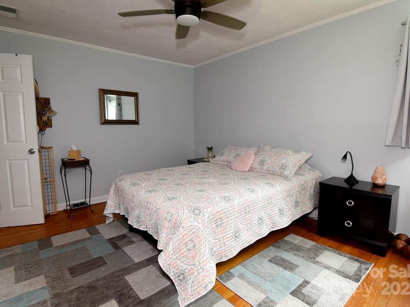 86 Skyview Drive, Waynesville, NC 28786.  MLS# CAR4286814, YatesRealty ID 29482. 