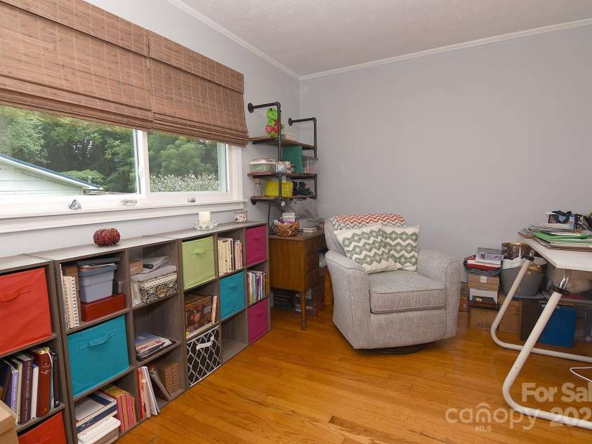 86 Skyview Drive, Waynesville, NC 28786.  MLS# CAR4286814, YatesRealty ID 29482. Bonus room 2