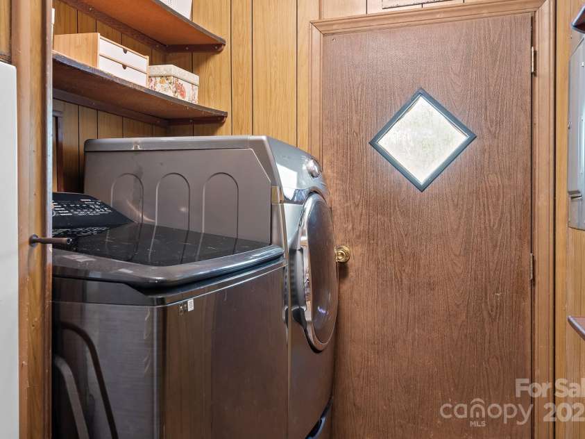 4417 King Wilkinson Road, Denver, NC 28037.  MLS# CAR4284778, YatesRealty ID 29483. 