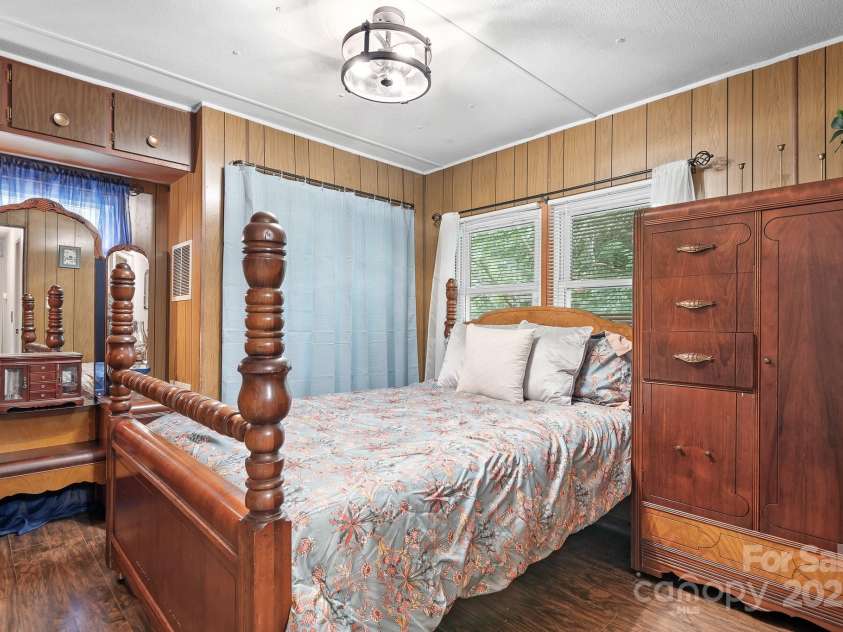 4417 King Wilkinson Road, Denver, NC 28037.  MLS# CAR4284778, YatesRealty ID 29483. 