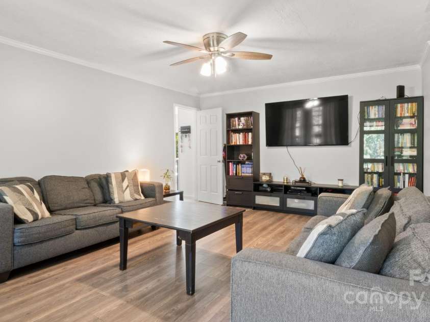 3013 Birchfield Lane, Gastonia, NC 28056.  MLS# CAR4286864, YatesRealty ID 29485. 