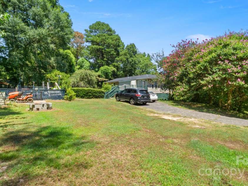3013 Birchfield Lane, Gastonia, NC 28056.  MLS# CAR4286864, YatesRealty ID 29485. 