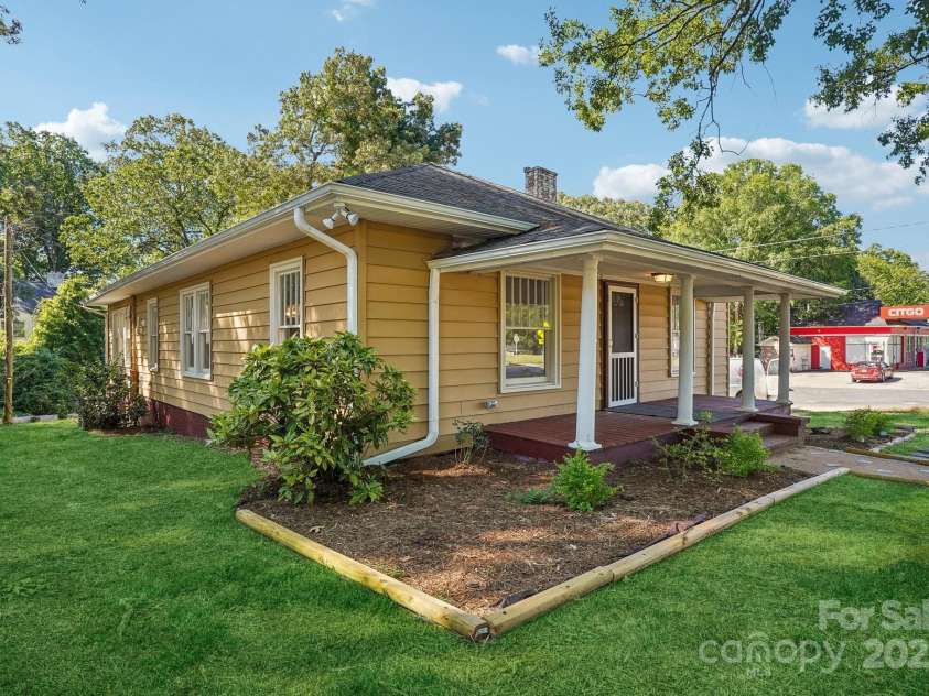 705 Lancaster Avenue, Monroe, NC 28112.  MLS# CAR4288076, YatesRealty ID 29487. FRONT LEFT